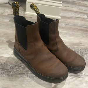 Doc Martens Chelsea Boots